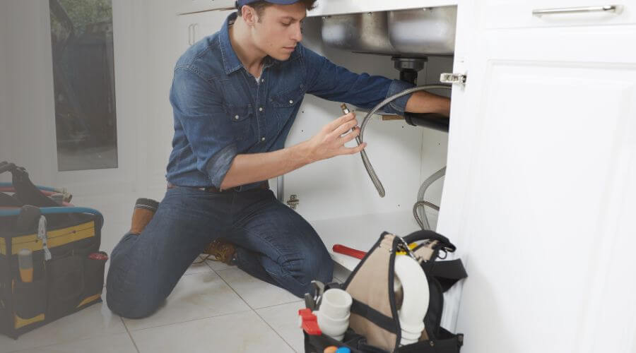 Expert burst pipe repair services in McKee, KY